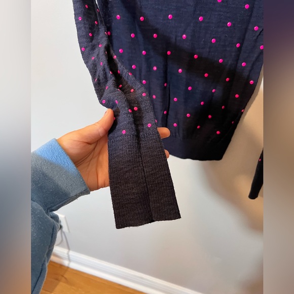 Bundle Of 2 Express Long Sleeves - Picture 3 of 8